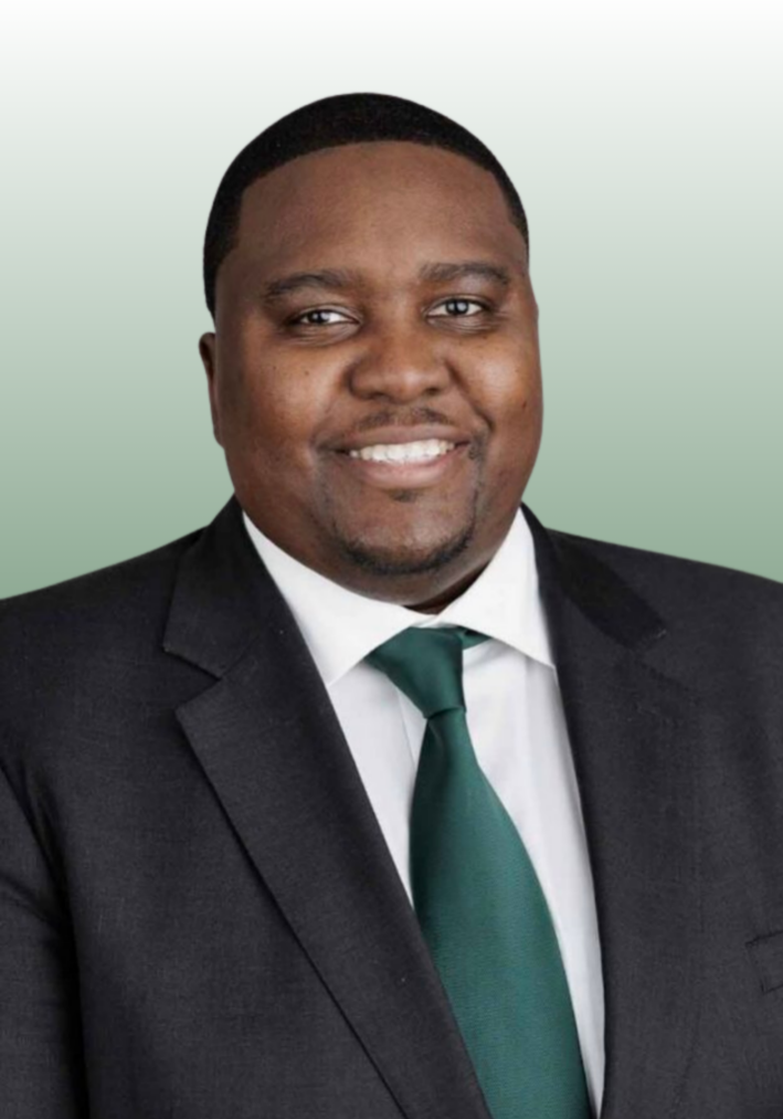 Prospect Headshots_GreenGradient_DPaden