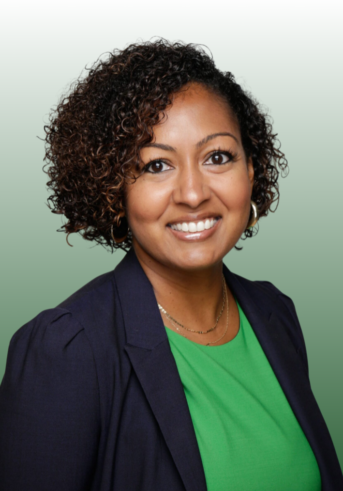 Prospect Headshots_GreenGradient_TWard